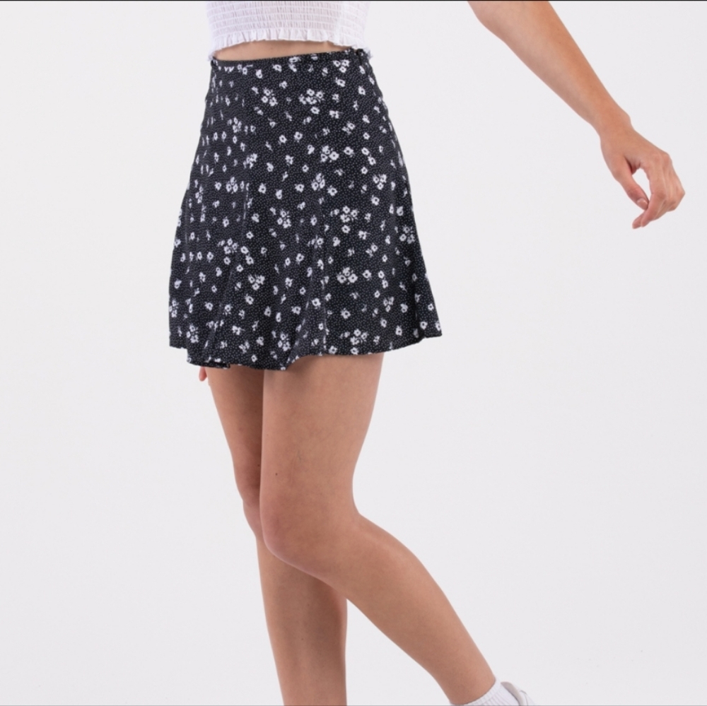 FULL TILT Flippy Womens Skirt